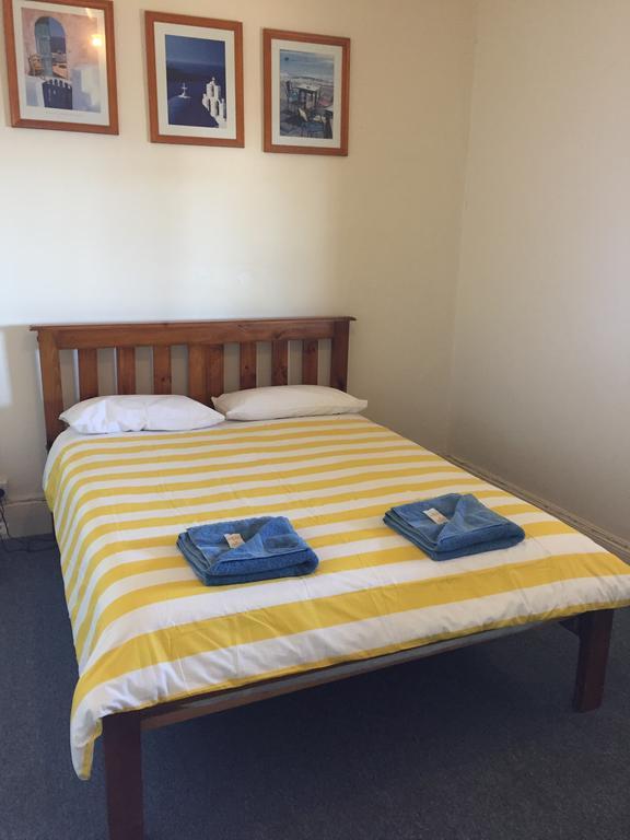 Crown Inn Hotel Kingston Se Zewnętrze zdjęcie
