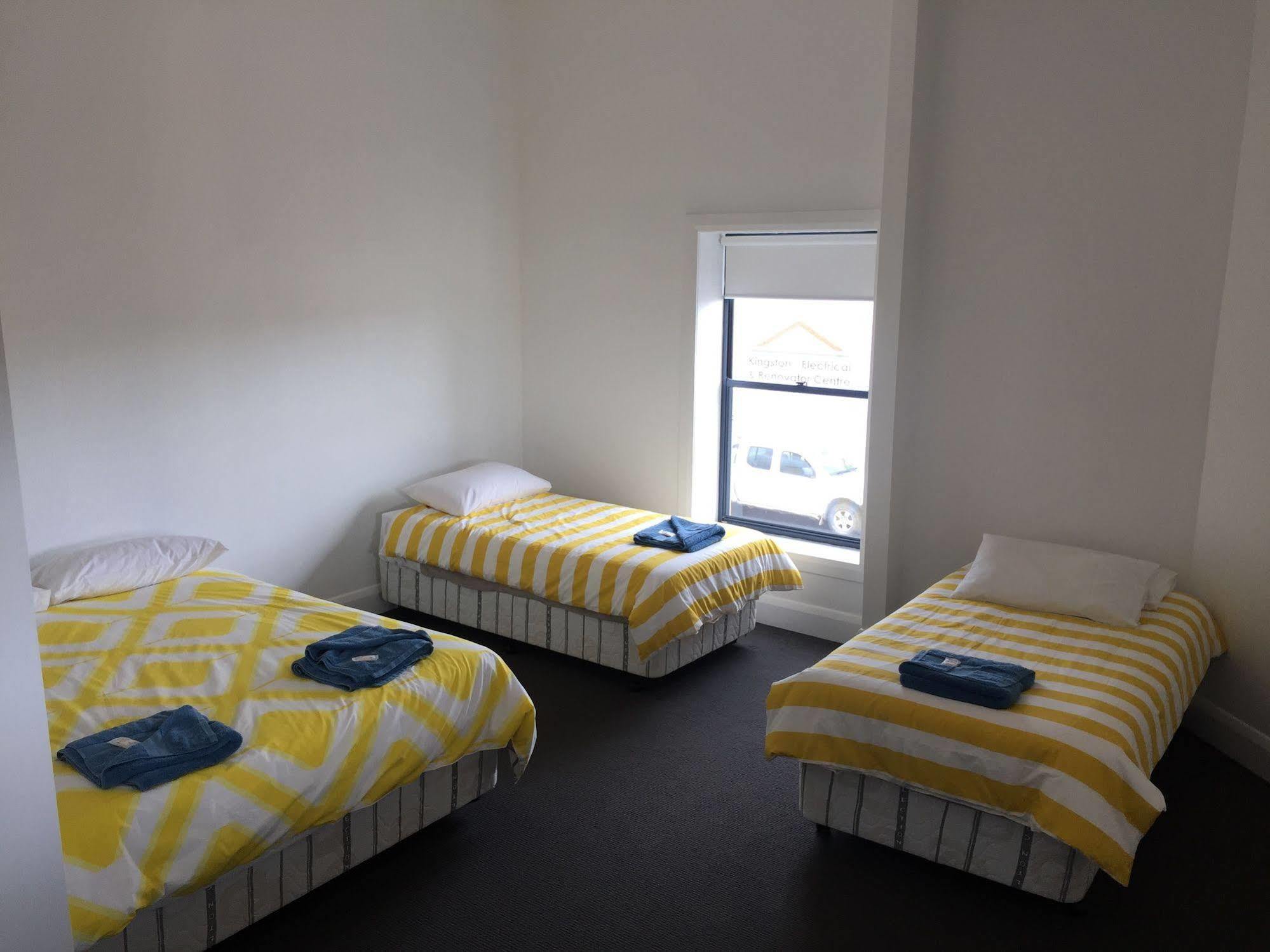 Crown Inn Hotel Kingston Se Zewnętrze zdjęcie